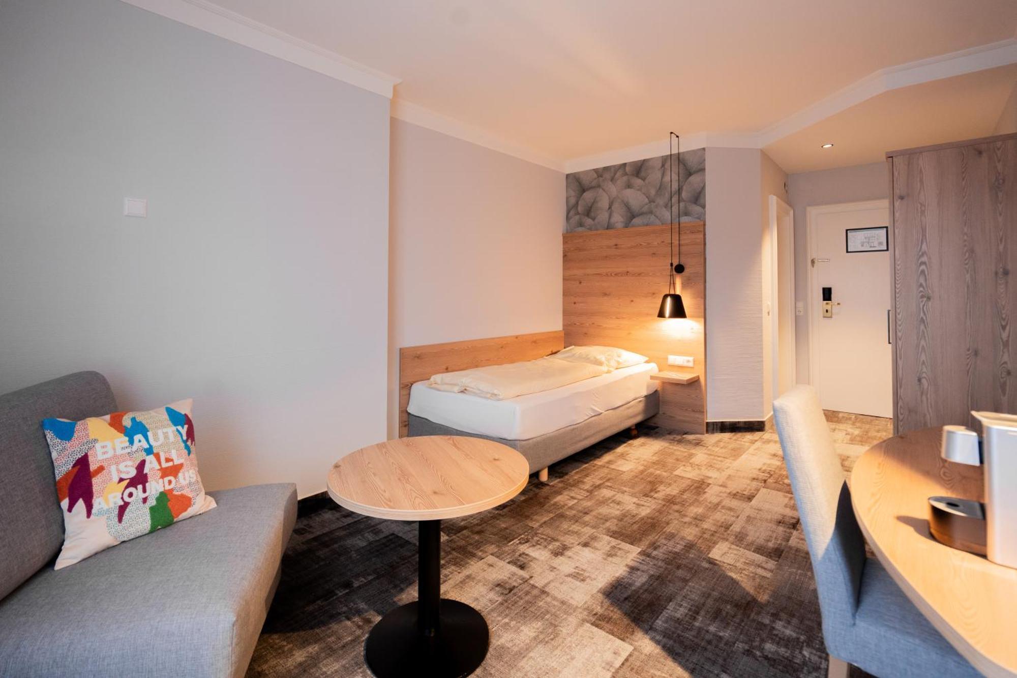 Hotel Adler - Paulas Alb Ehingen  Szoba fotó