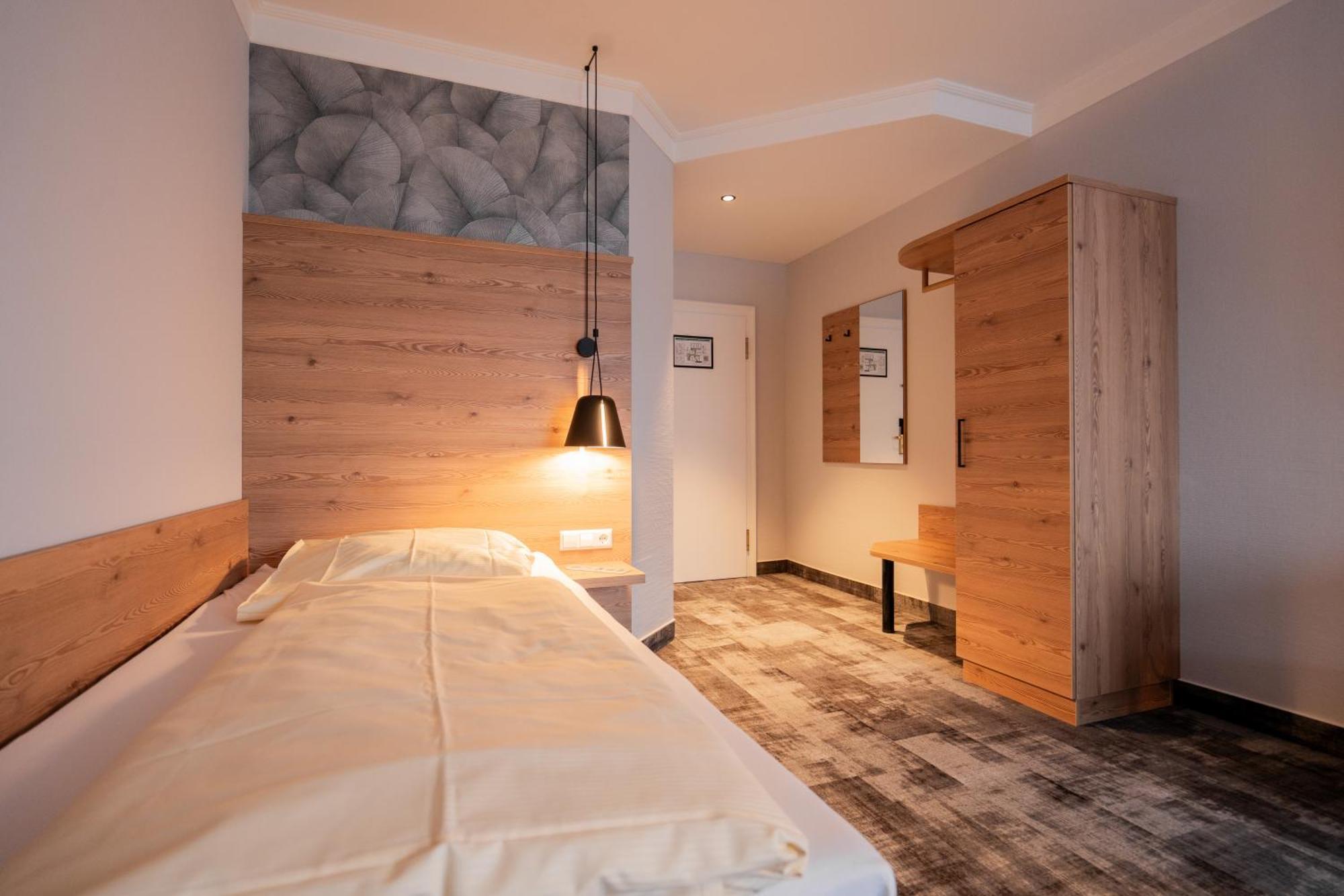 Hotel Adler - Paulas Alb Ehingen  Szoba fotó